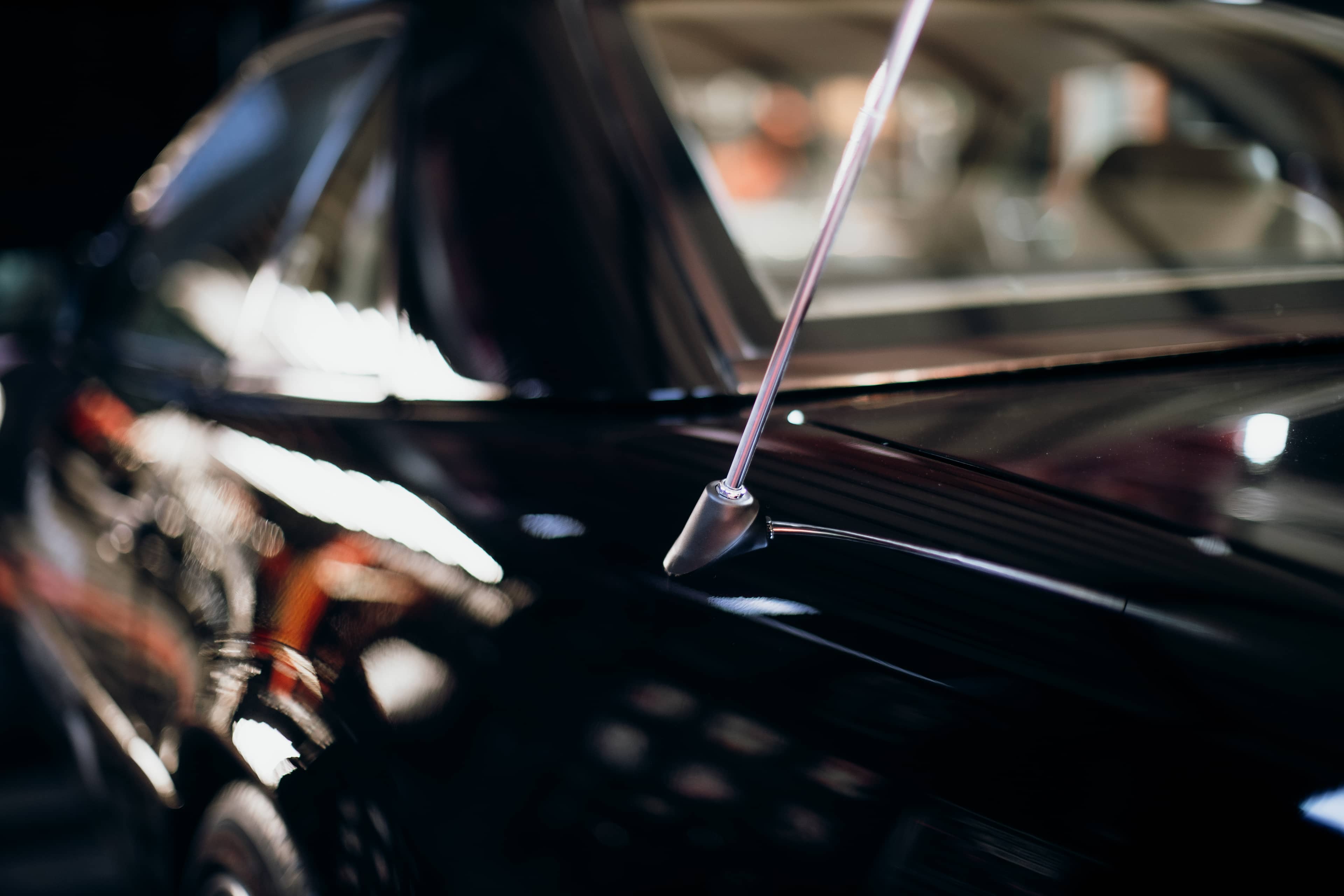 Mercedes 500 SL — profil lateral stânga