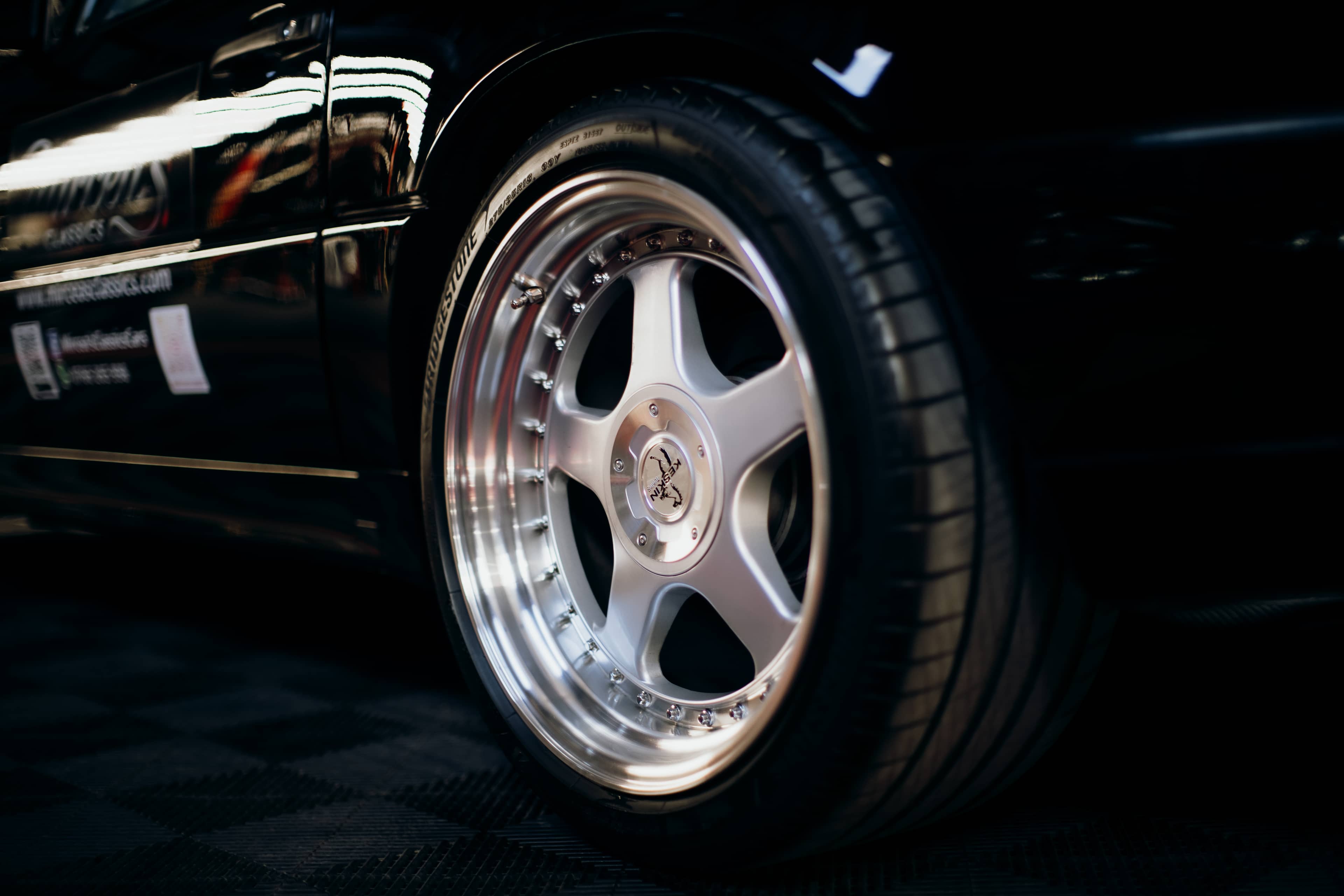 Mercedes 500 SL — exterior cu hardtop