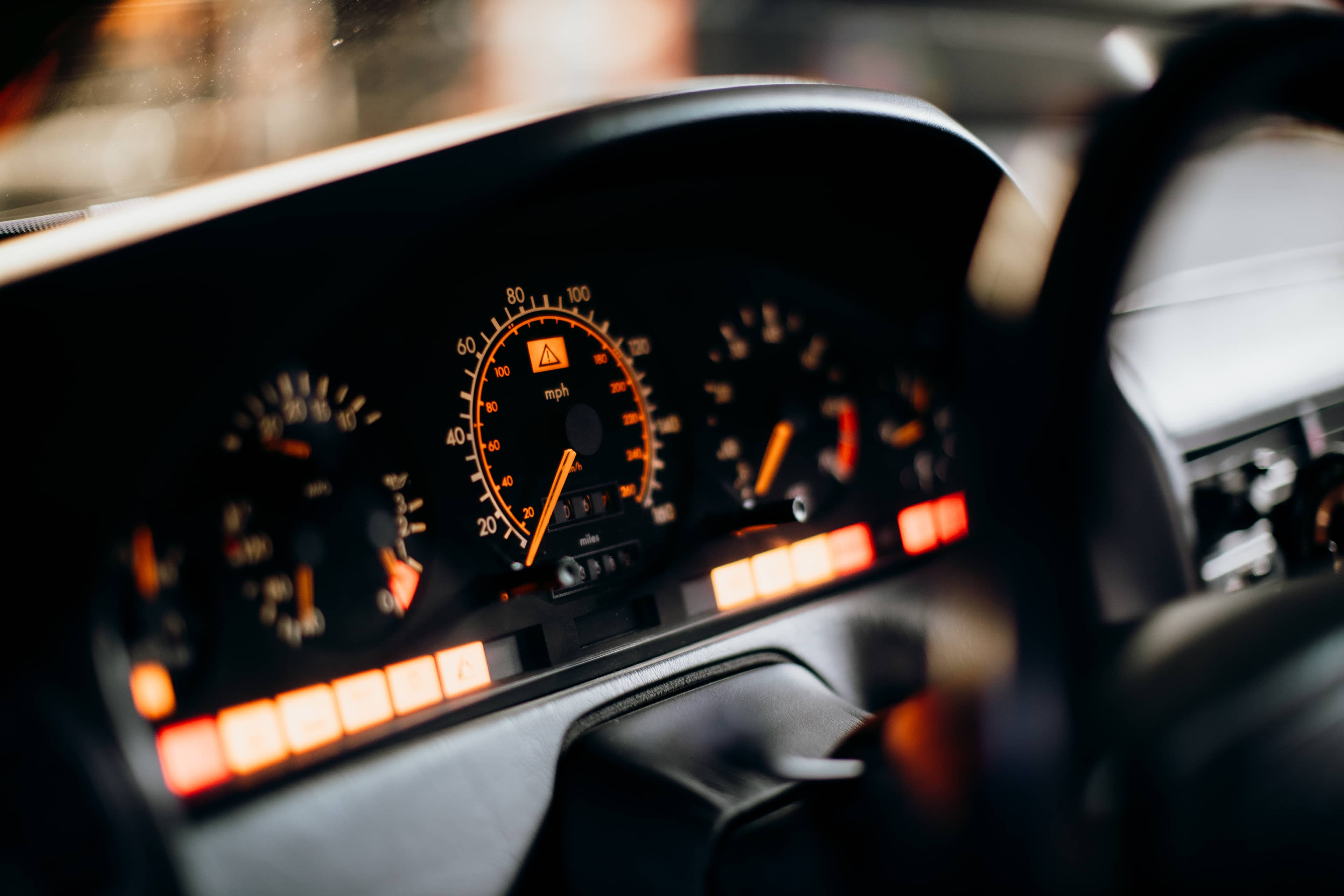 Mercedes 500 SL — interior volan