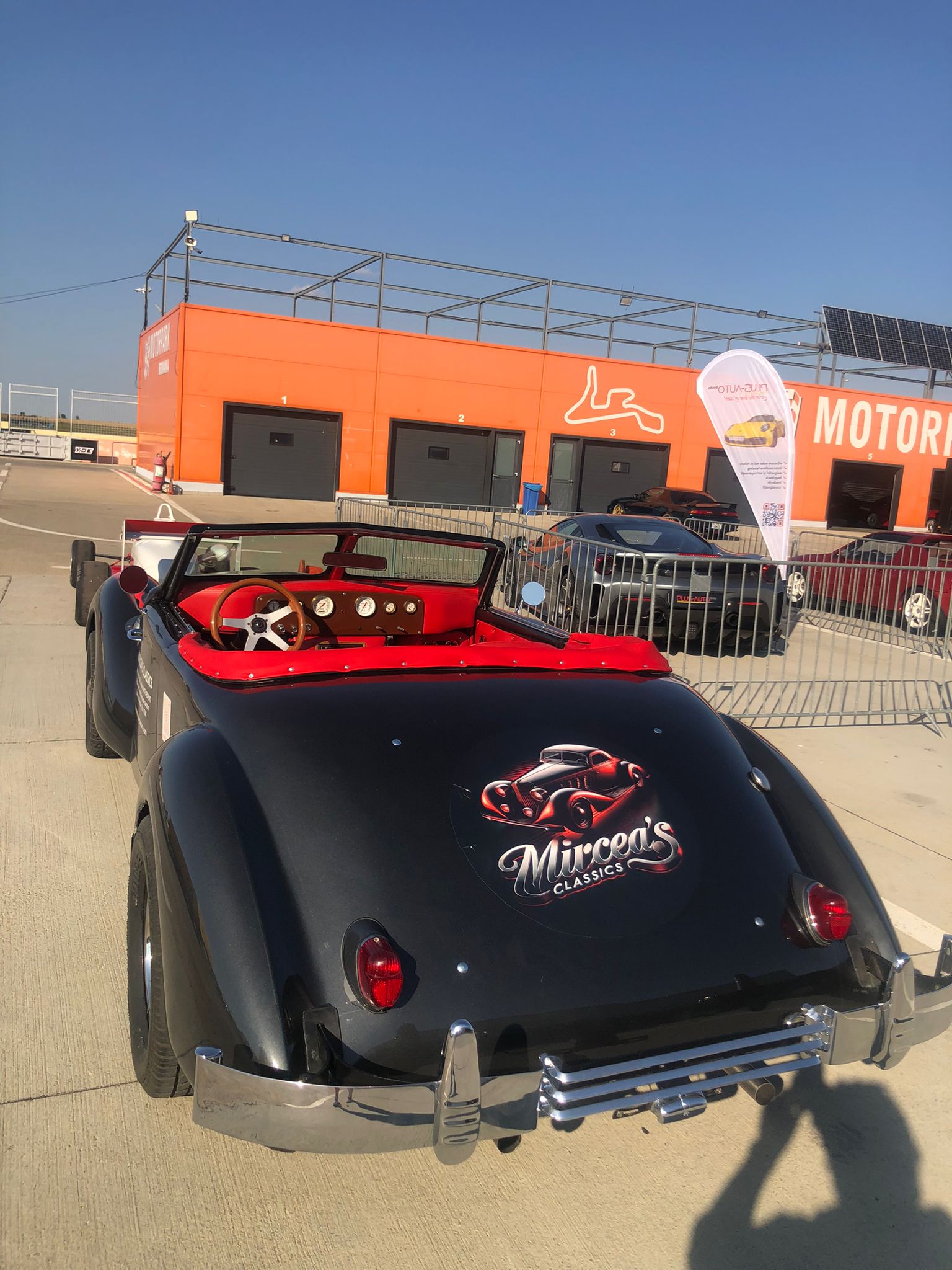 SAMCO Cord Royale – siluetă